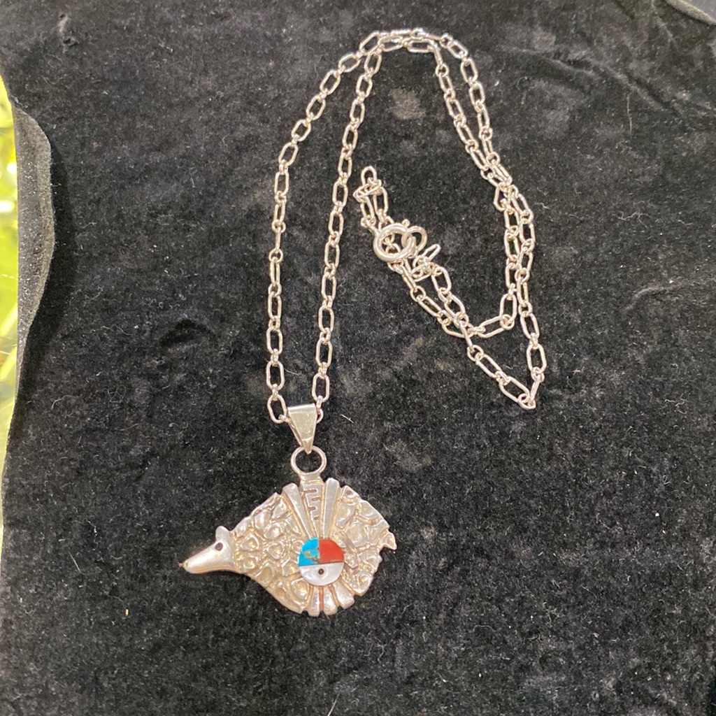 Navajo Sterling Silver Bear Pendant With Sungod 20 Sterling Silver Chain 102$